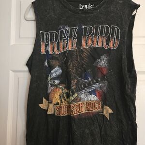 FREE BIRD Muscle Tee